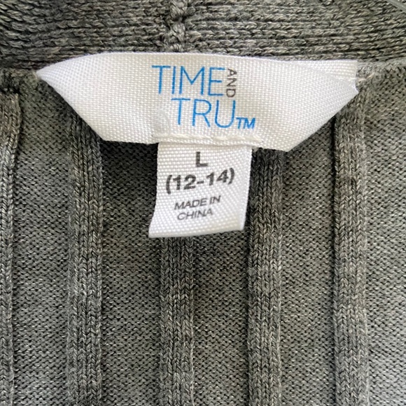 Gray cardigan - Picture 2 of 2